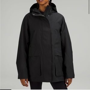 NWT Lululemon Oversized Hooded Rain Jacket Black - Size 14